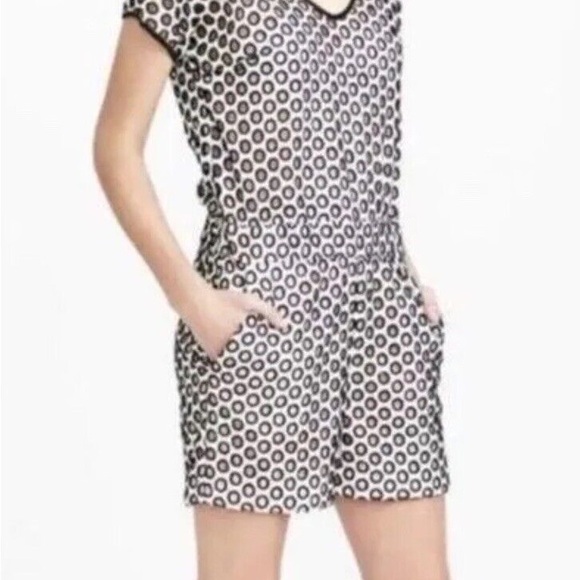⭐️ J. Crew Punch Out Eyelet Romper Lined Size 0 - Picture 3 of 15